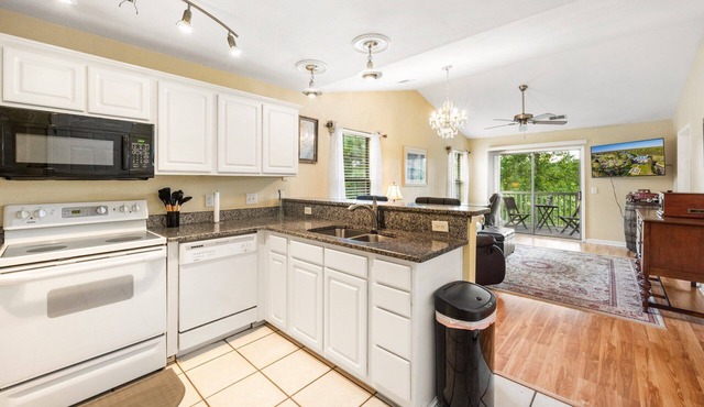 Tee Time Escape condo in Beautiful True Blue Golf Resort with Community Pool