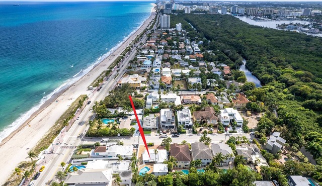 The perfect Vacation next to the Ocean in the heart of Fort Lauderdale Beach.