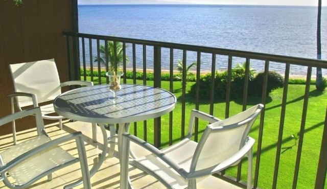 The Ultimate Oceanfront Penthouse - 'Hale No Ka Oi'