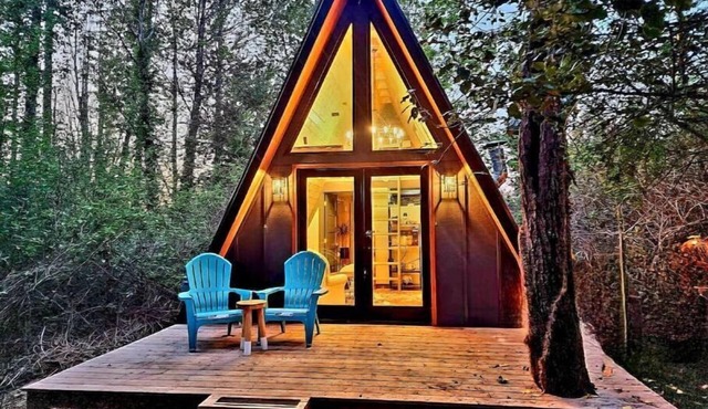 Tranquil A-Frame Cabin Retreat Nature's Serenity