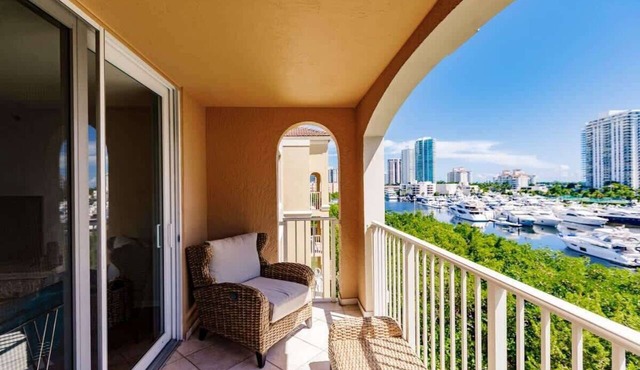 Uhost AI | 3BR Intracoastal Resort Condo