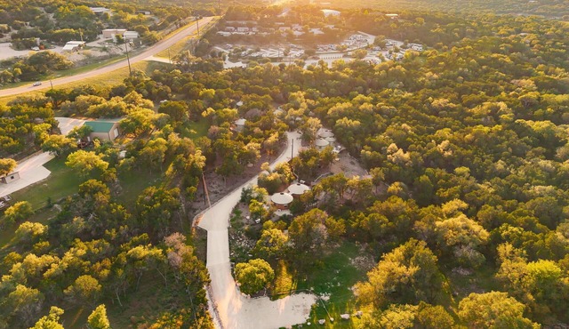 Ultimate Group Getaway at Canyon Lake - Sleeps 33!