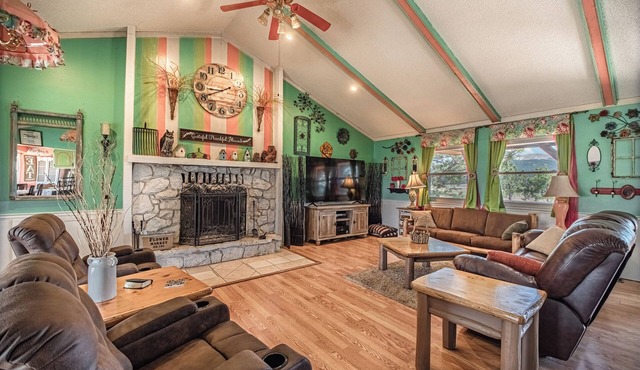 Unique Rocky Mountain adventure "base camp" for 12