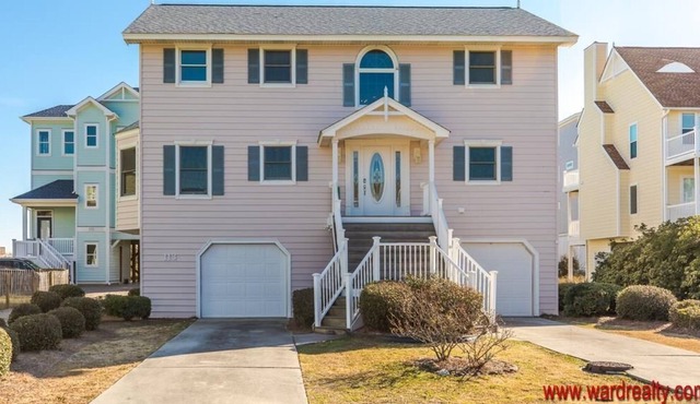 Village of Stump Sound Home - 4 Bedrooms, Great Sun Deck! Sea Smiles