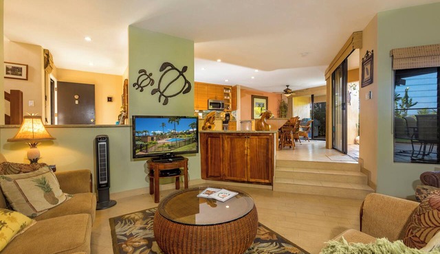 Wailea Ekahi #53-C Hawaiian Beachfront, AC throughout, Easy Pool Access, Wifi