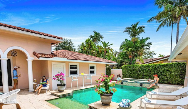 Walk to Beach/Heated Pool/Serenity at its Finest/Orchid Key/Residences