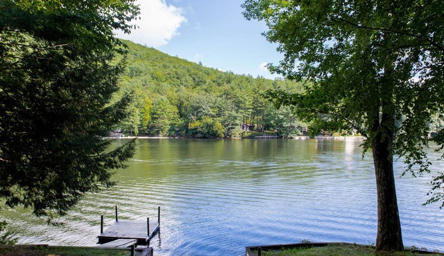 Waterfront Cottage (Hudson River) Southeast Adirondacks