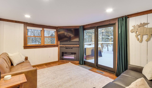 Waterfront Duluth Cabin w/ Deck & River View! in Duluth