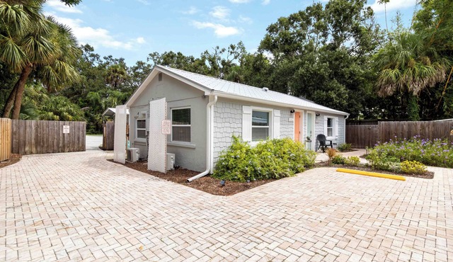 Welcome to our cottages 1 mile from the Gorgeous White Siesta Key Beach