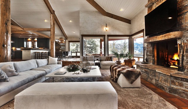 Your Own Ski-Lodge Experience- roaring fires, two bars, billiards rooms & more