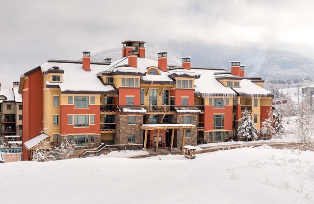 30% off Instant Booking Waldorf Gondola 3BR/3BA Fri 3/22/2024 - Sat 3/30/2024