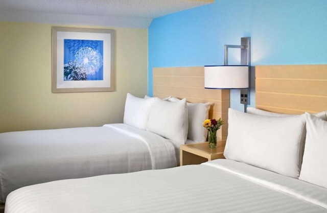 Comfortable Countryside Stay, 2 Comfortable Units, Onsite Pool, Pets Allowed