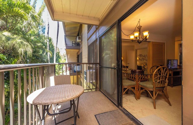 Serene Maui Garden View with Pool in Maalaea Bay Hono Kai B16