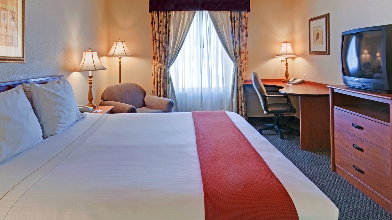 Photo of Bedroom in Sunrise Manor