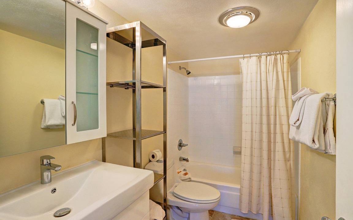 Photo of Bathroom in Warrior's Mark