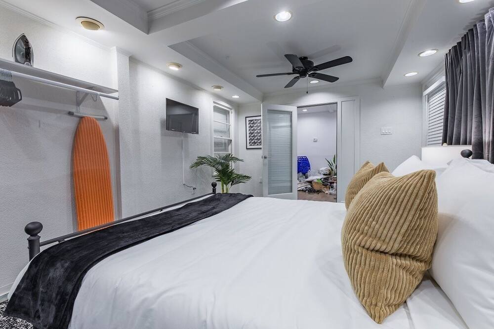Photo of Bedroom in North Druid Hills