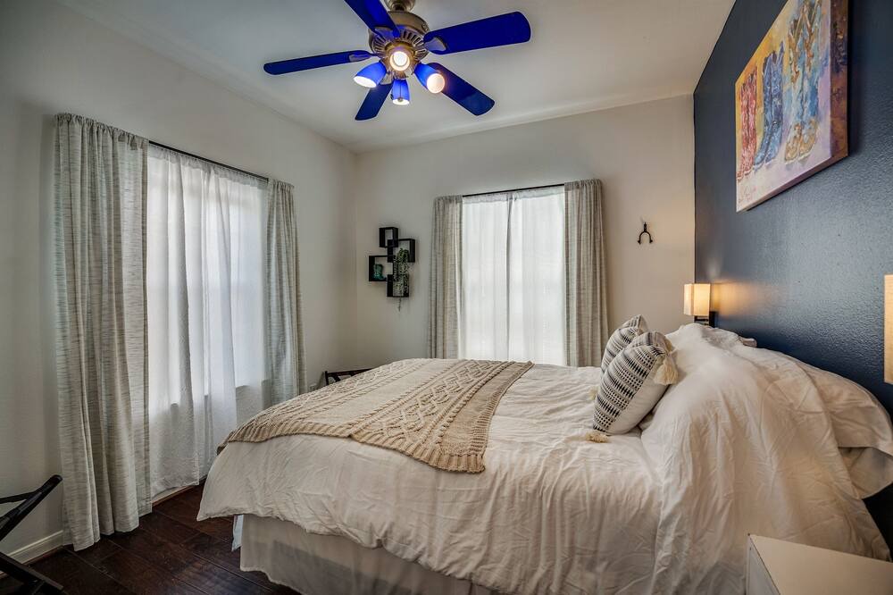 Photo of Bedroom in Government Hill