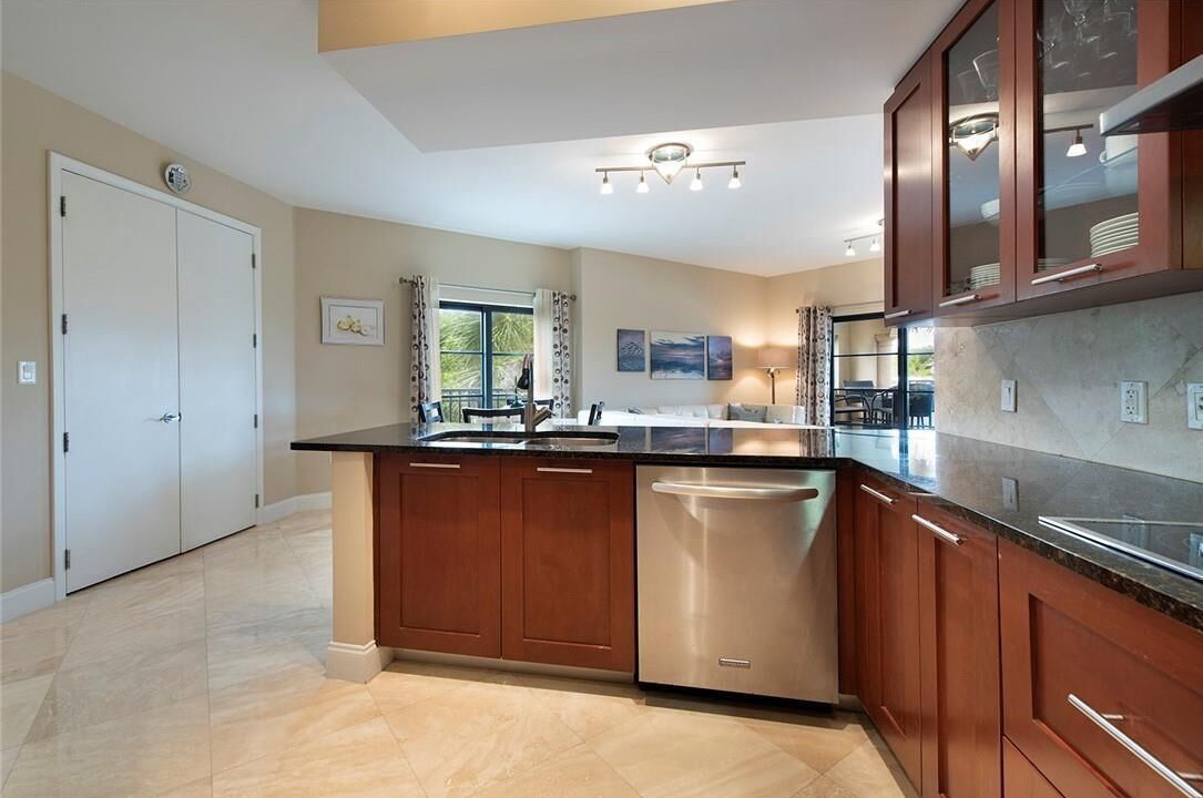 Photo of Kitchen in Lauderdale Beach