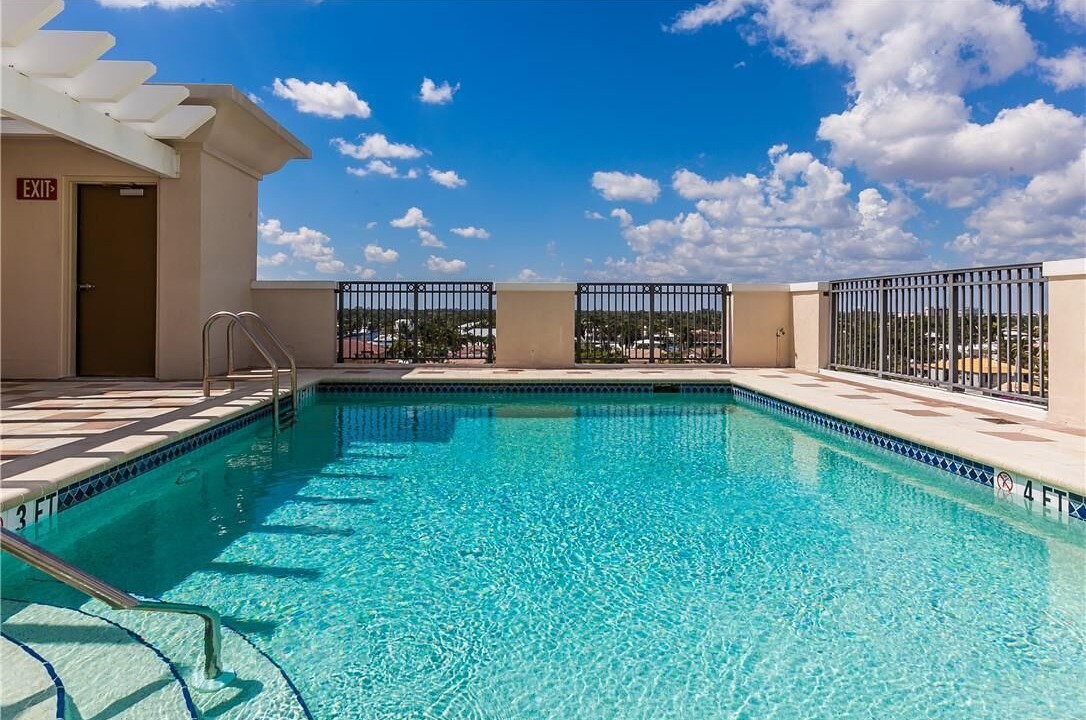 Photo of Outdoor in Lauderdale Beach