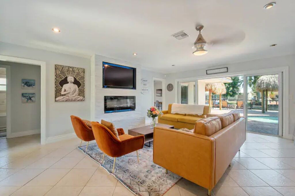 Photo of Livingroom in Coral Ridge Isles