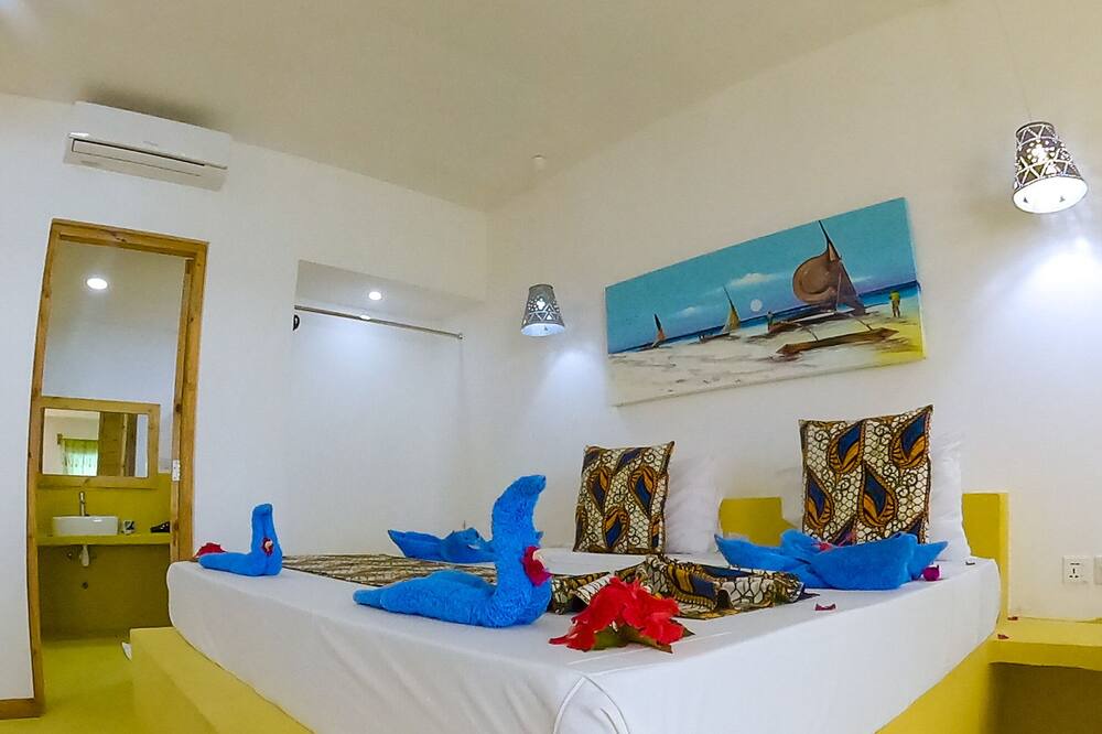 Photo of Bedroom in Uroa