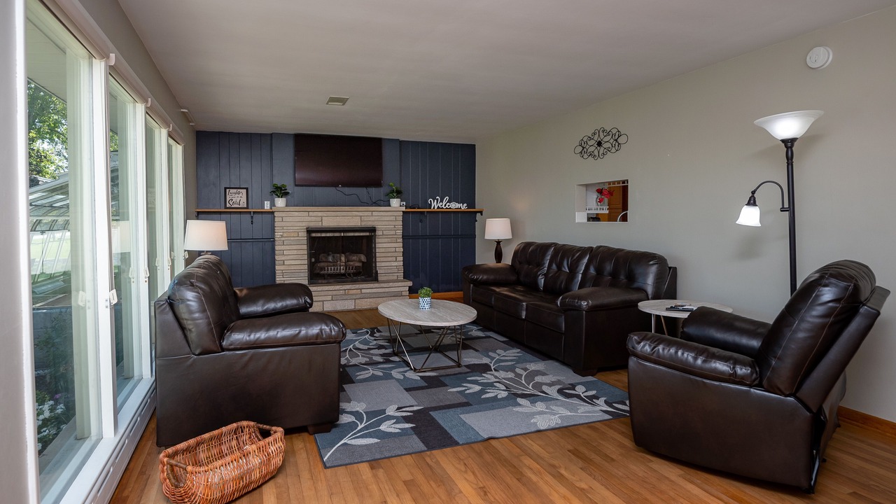 Photo of Livingroom in Baroda