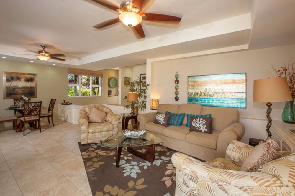 Photo of Livingroom in Wailea