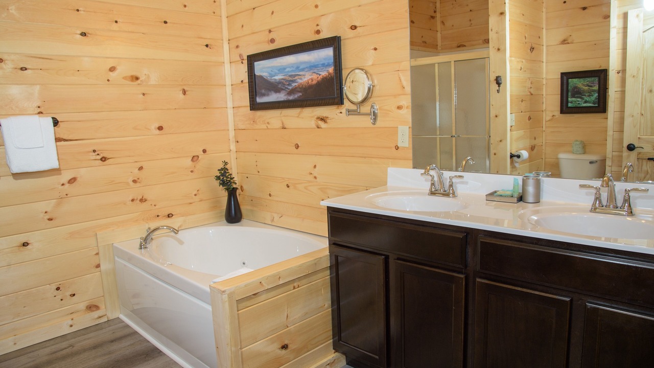 Photo of Bathroom in Chalet Village North