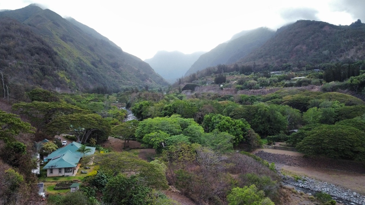 Photo of Outdoor in Wailuku Heights