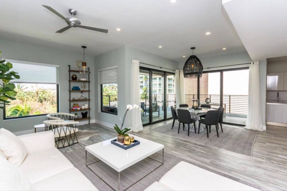 Photo of Bedroom in North Beach