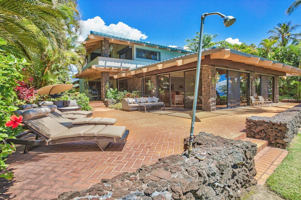 Photo of Outdoor in Historic Lahaina Front Street