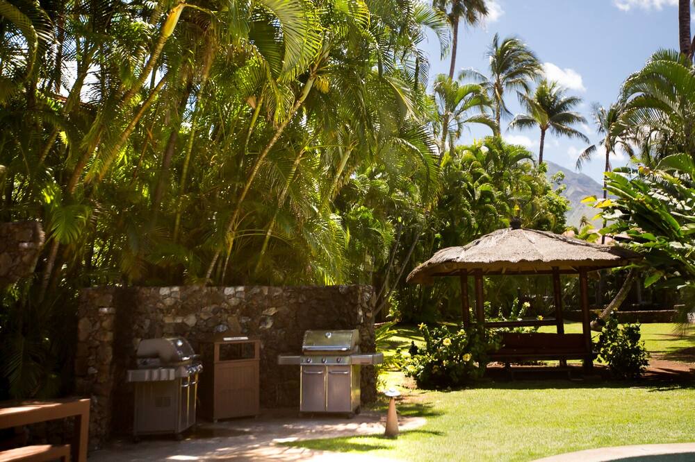 Photo of Outdoor in Historic Lahaina Front Street