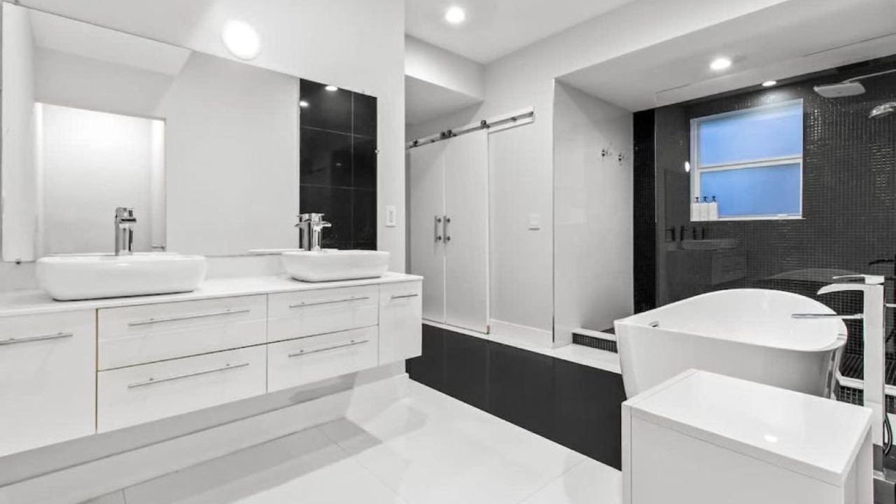 Photo of Bathroom in South Lake