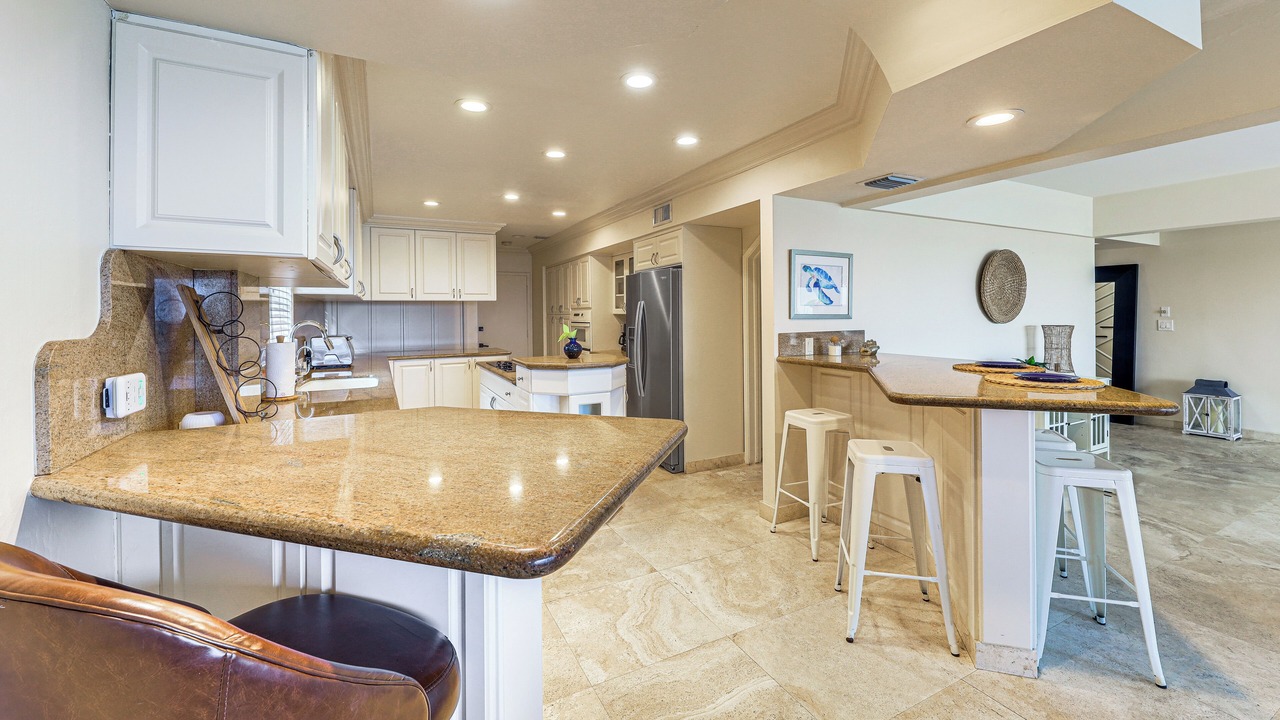 Photo of Kitchen in Lauderdale Beach