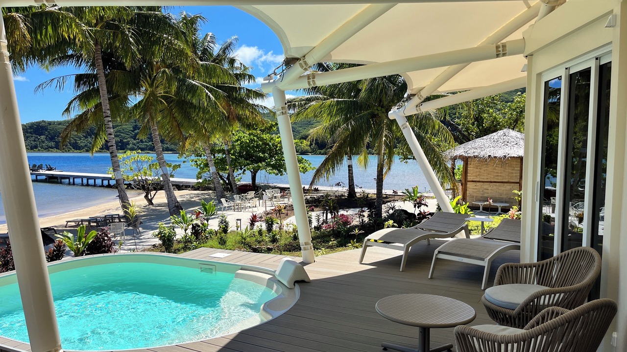 Photo of Outdoor in Teahupoo