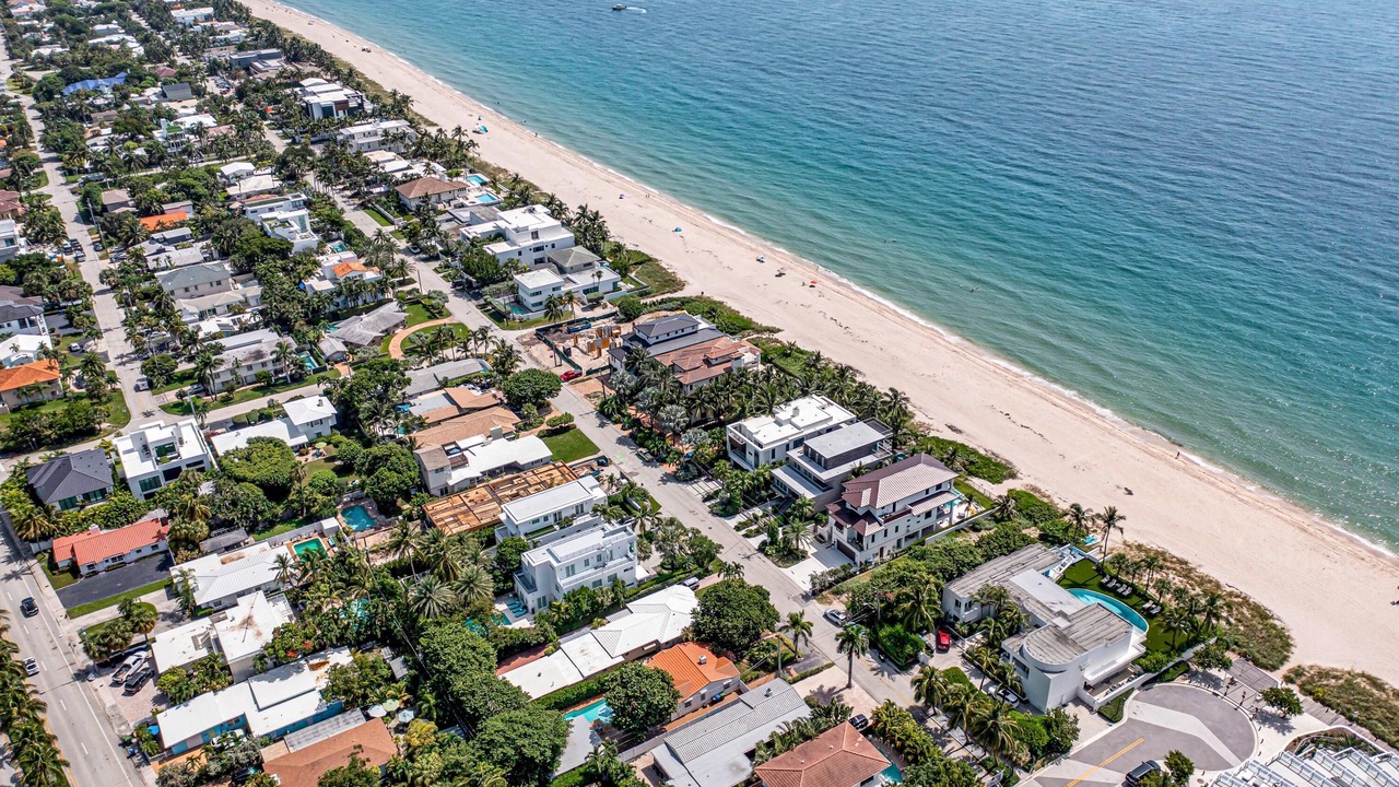 Photo of Others in Lauderdale Beach