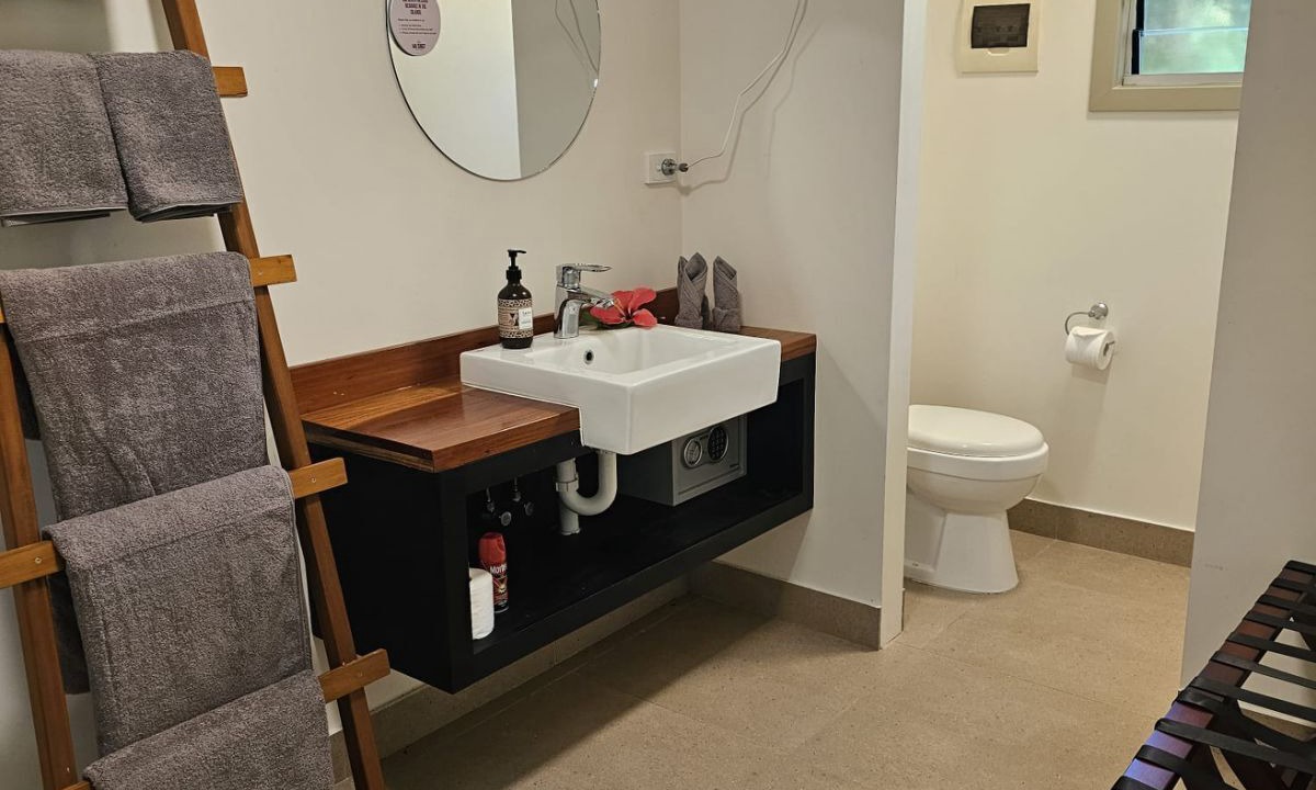 Photo of Bathroom in Naviti Island