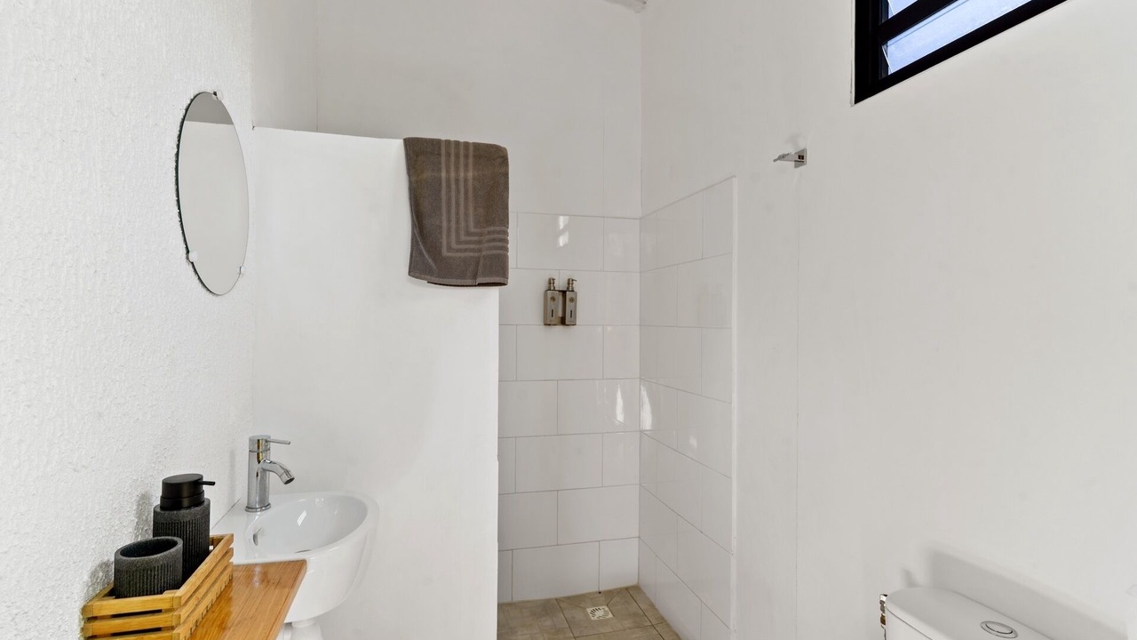 Photo of Bathroom in Tiahura