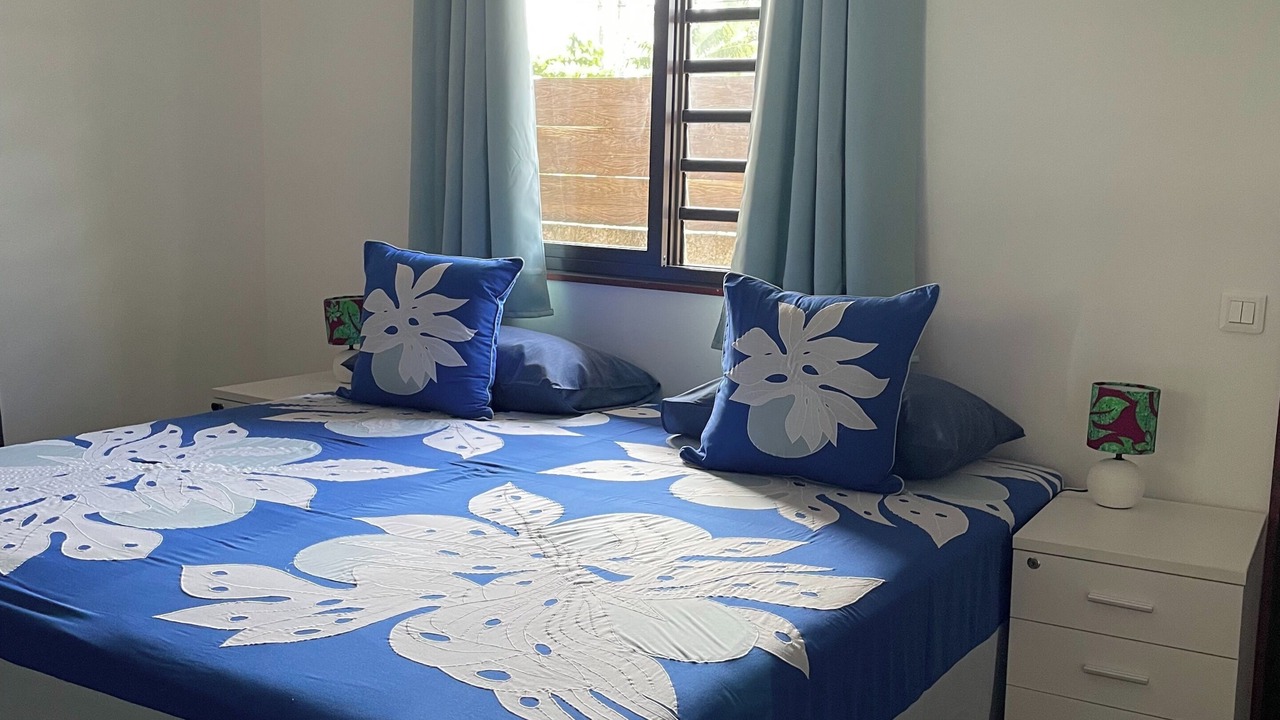Photo of Bedroom in Teahupo'o