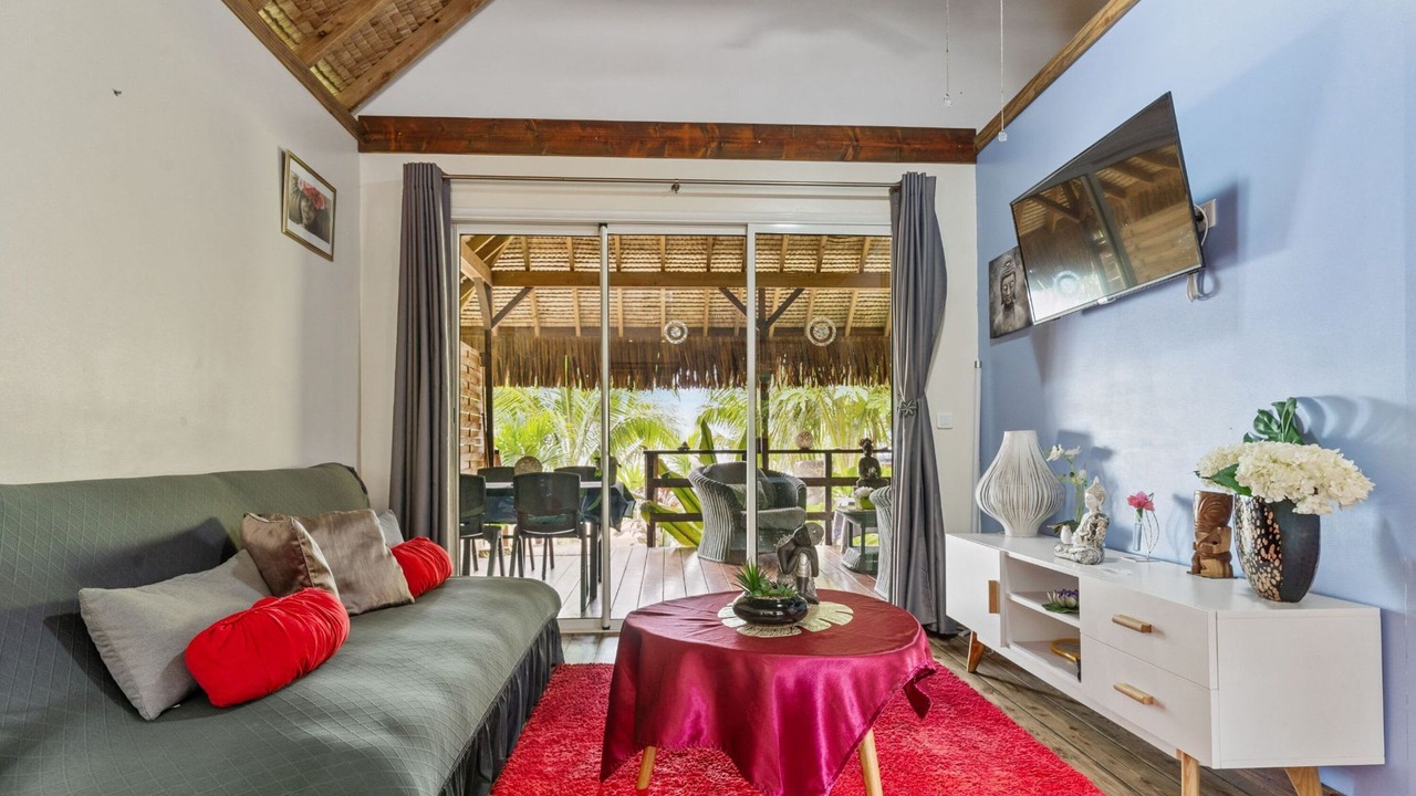 Photo of Others in Moorea-Maiao