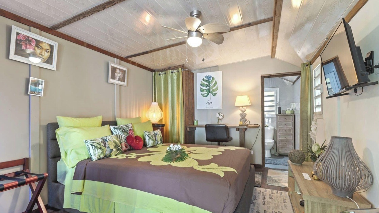 Photo of Others in Moorea-Maiao