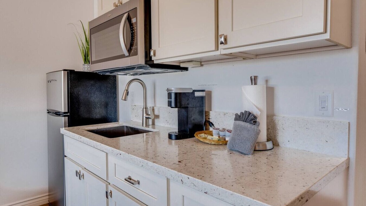 Photo of Kitchen in Wailuku