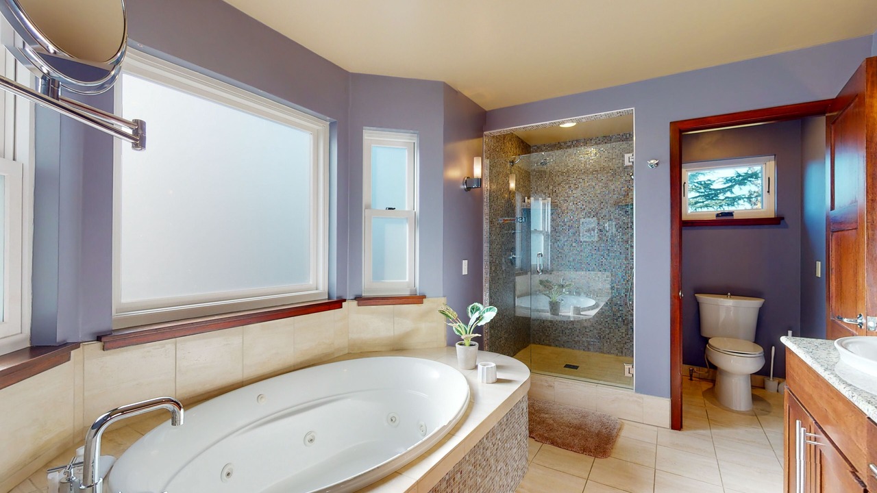 Photo of Bathroom in North Admiral