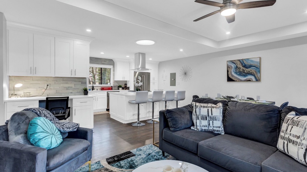 Photo of Livingroom in Briarcliff Heights