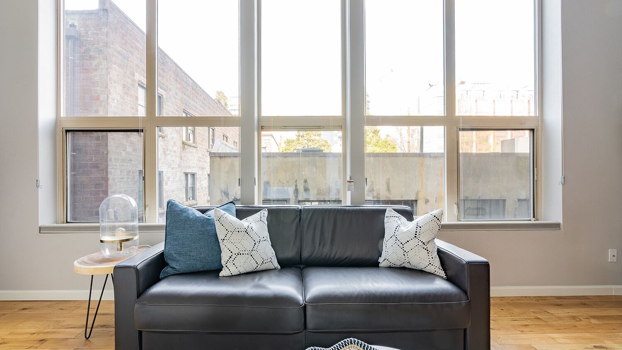 Photo of Livingroom in Belltown