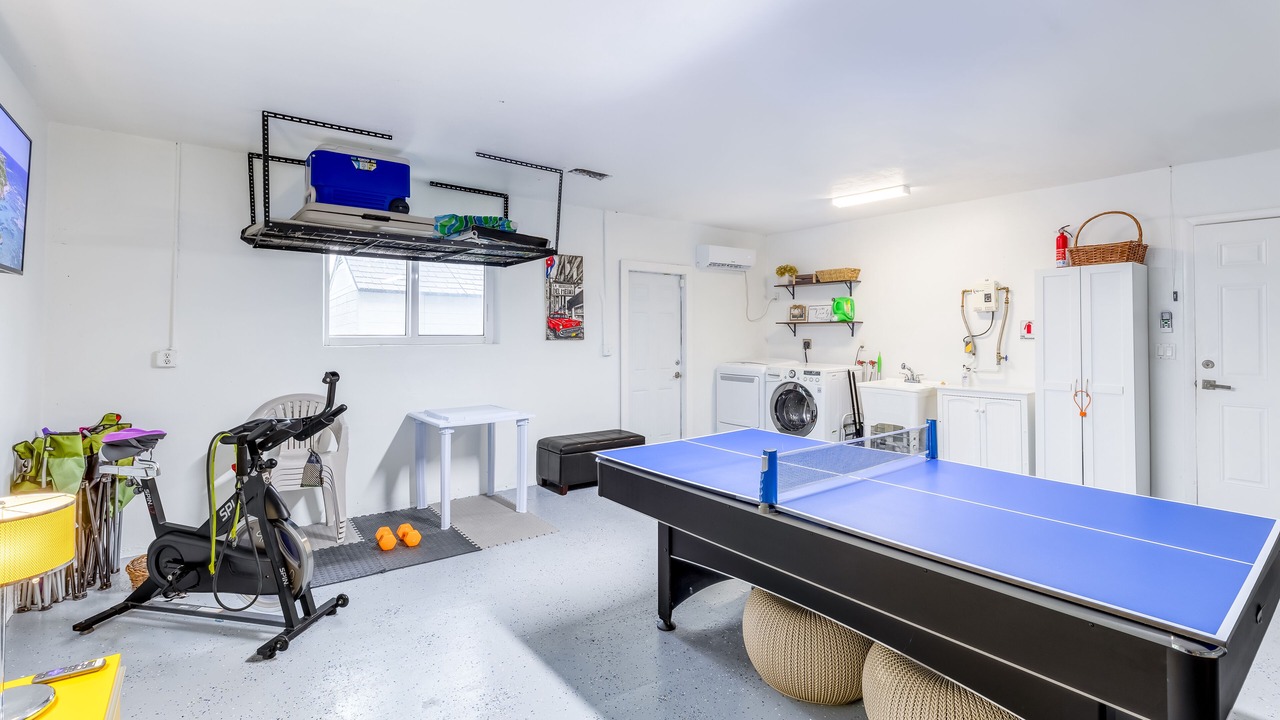 Photo of Bedroom in Hallandale Beach
