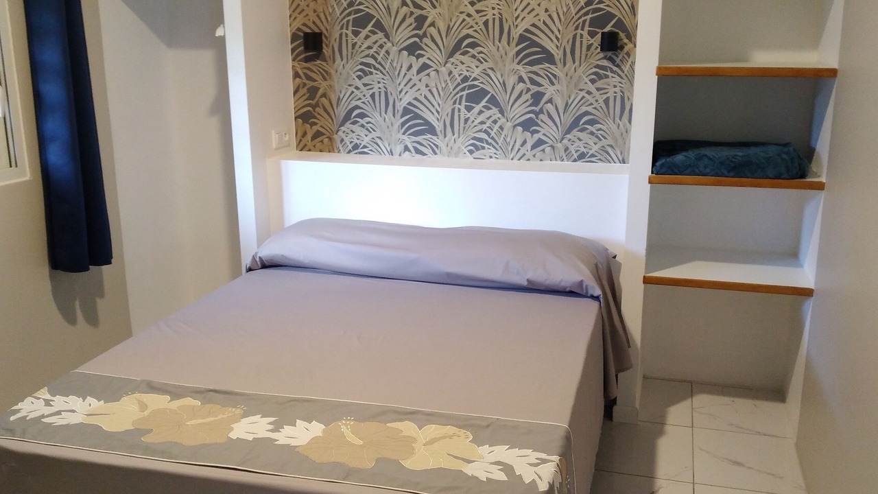 Photo of Bedroom in Punaauia