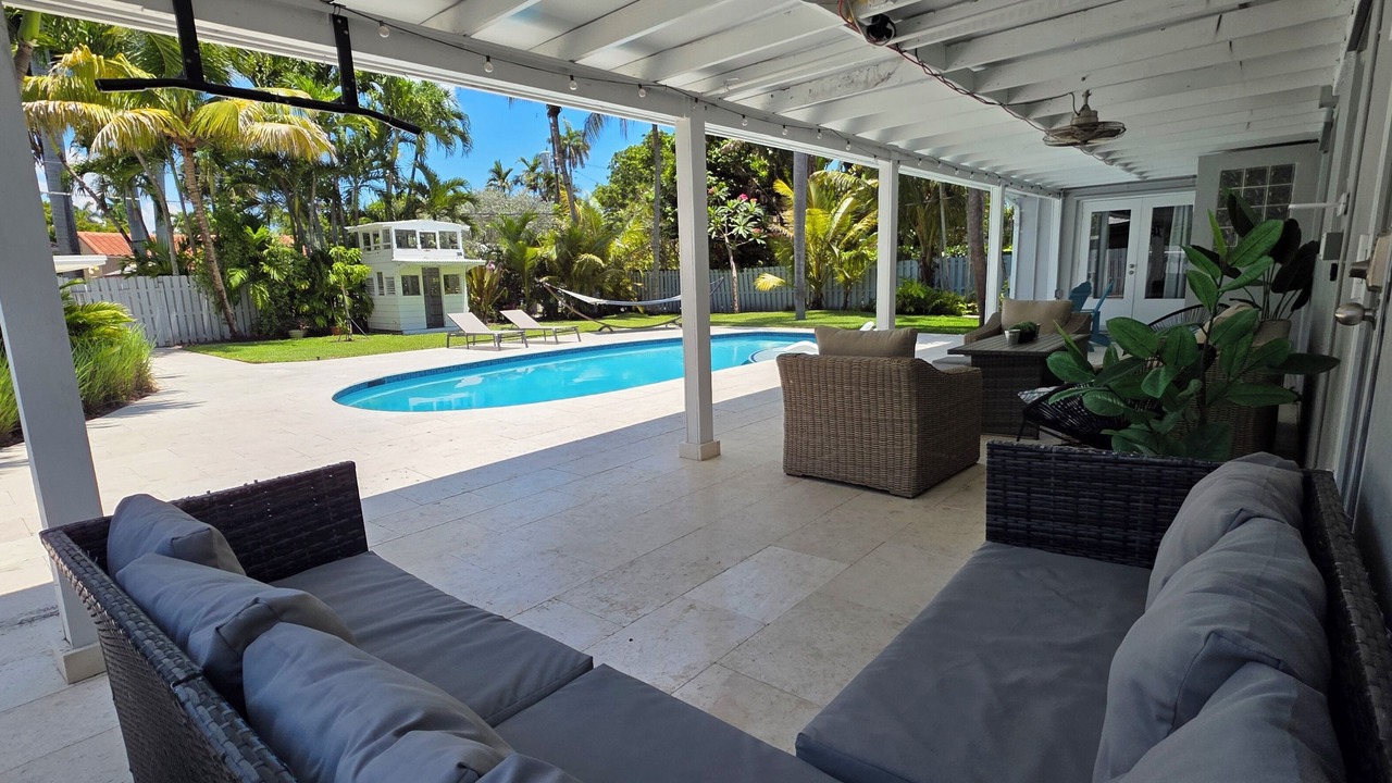 Photo of Patio Balcony in South Lake