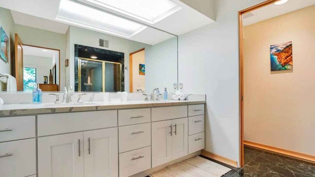 Photo of Bathroom in Wailua