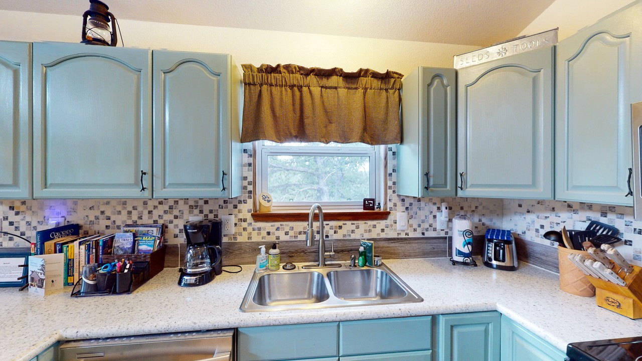 Photo of Kitchen in Rainbow Valley